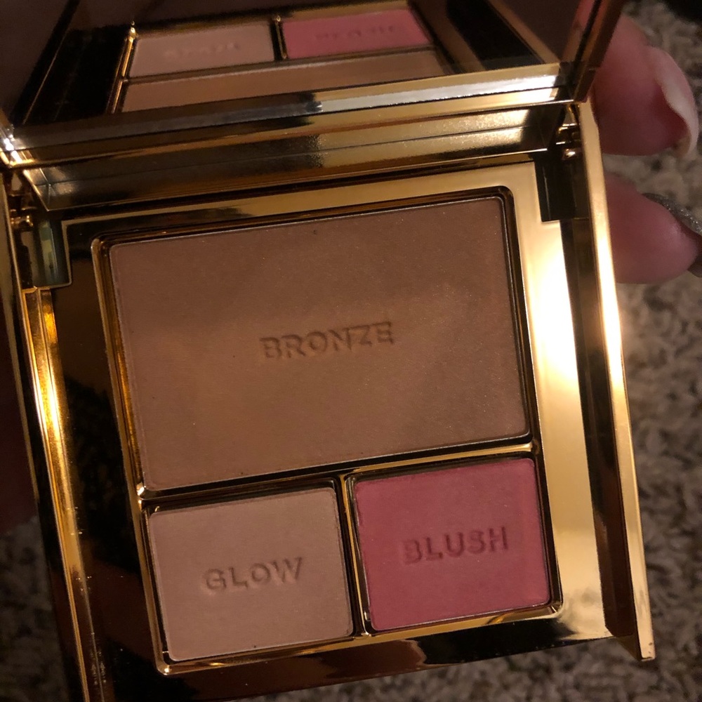 VS bronzer blush and highlighter